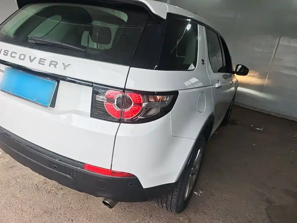 Land Rover Discovery Sport — миниатюра 8