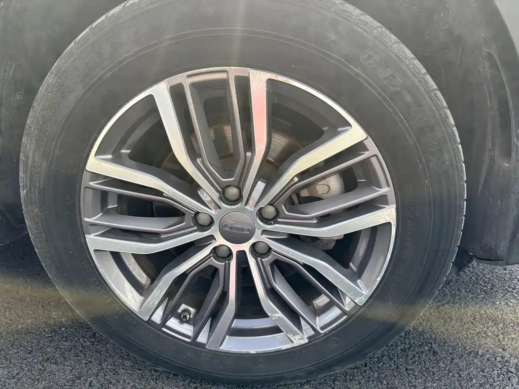 Geely Boyue — миниатюра 12