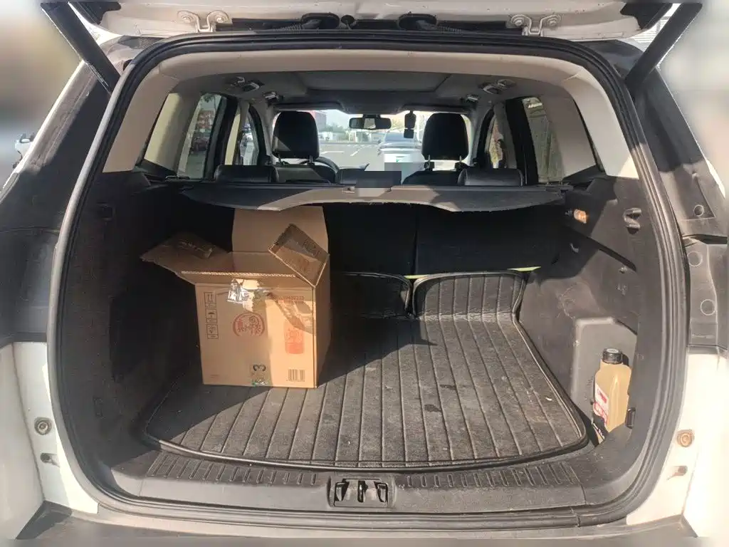 Ford Kuga — миниатюра 20