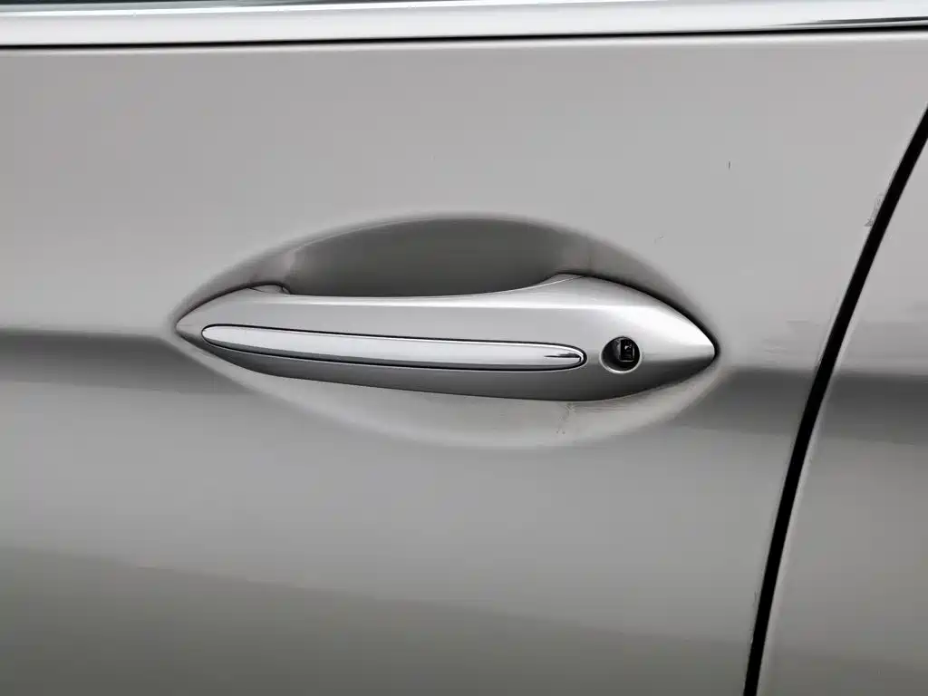 BMW 5 Series — миниатюра 18