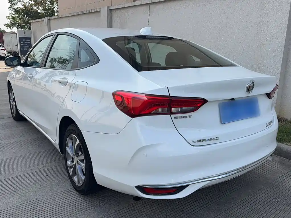 Buick Verano — миниатюра 8