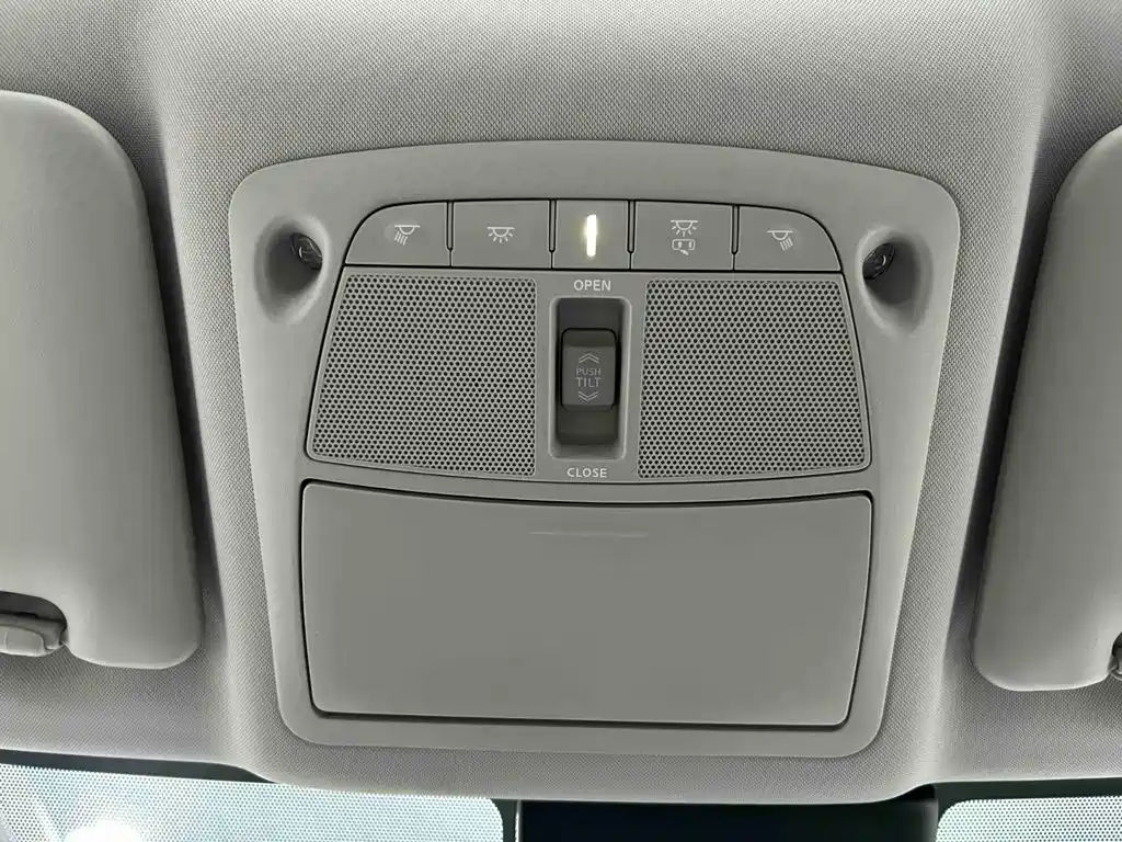 Nissan X-Trail — миниатюра 14