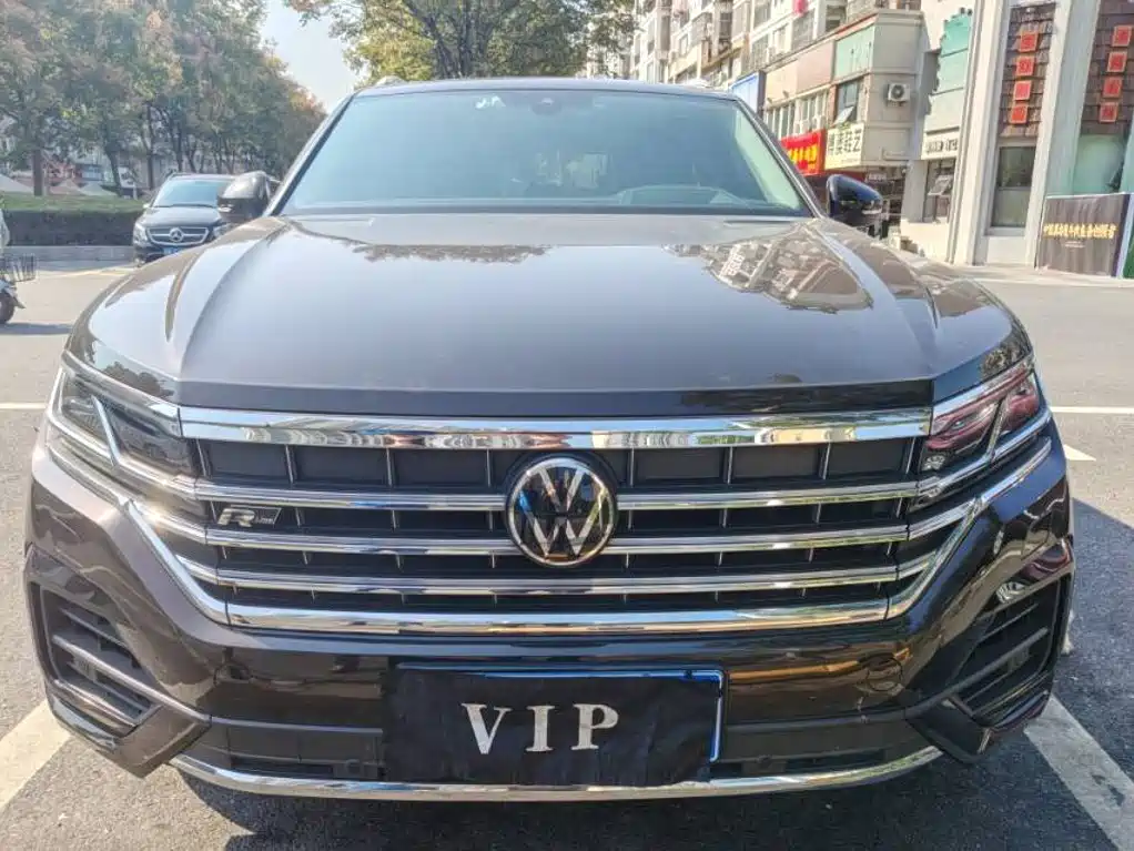 Volkswagen Touareg — миниатюра 2