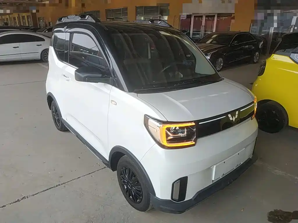 Wuling MINIEV — миниатюра 4