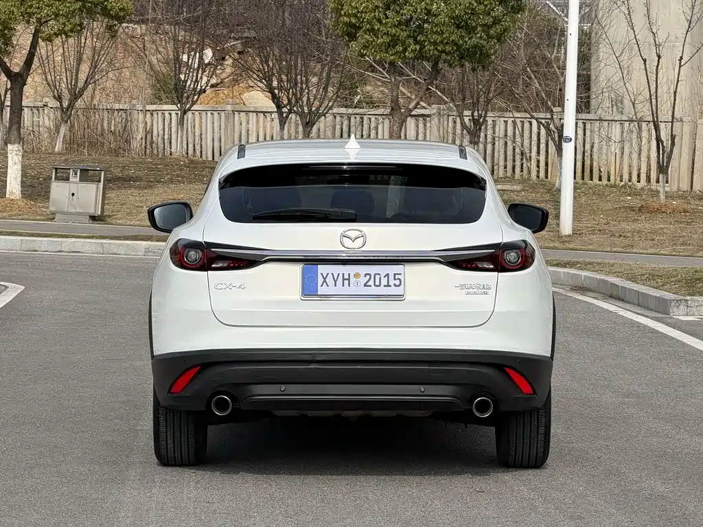 MAZDA CX 4