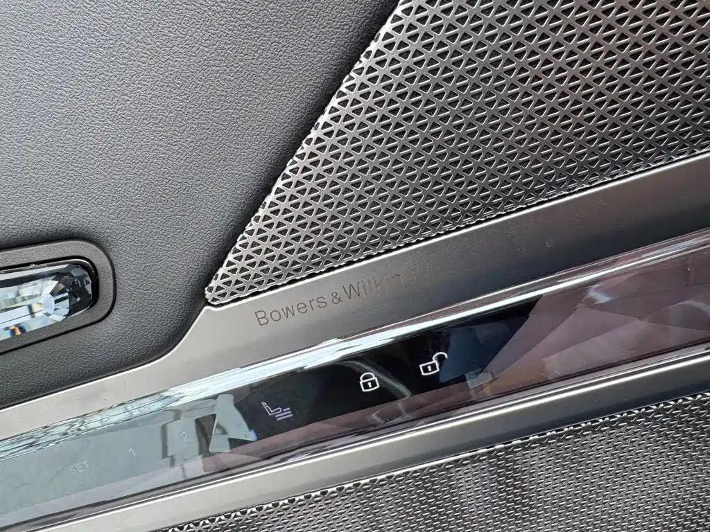 BMW i7 — миниатюра 10