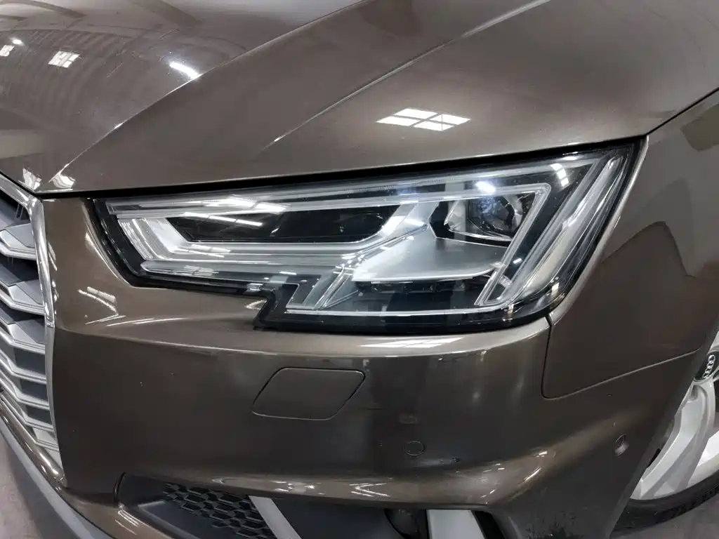 Audi A4L — миниатюра 7
