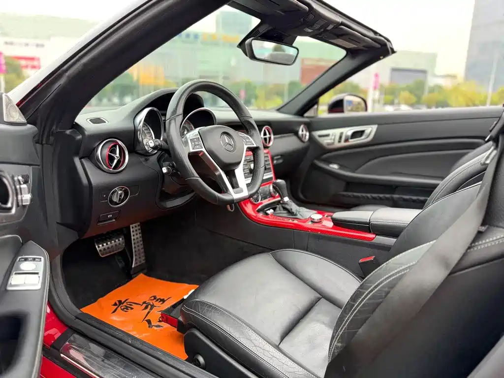 Mercedes-Benz SLK-Class — миниатюра 8