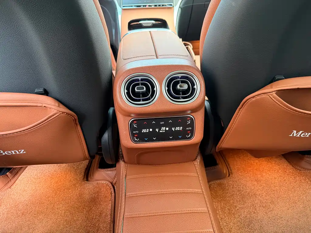 Mercedes-Benz GLC — миниатюра 7
