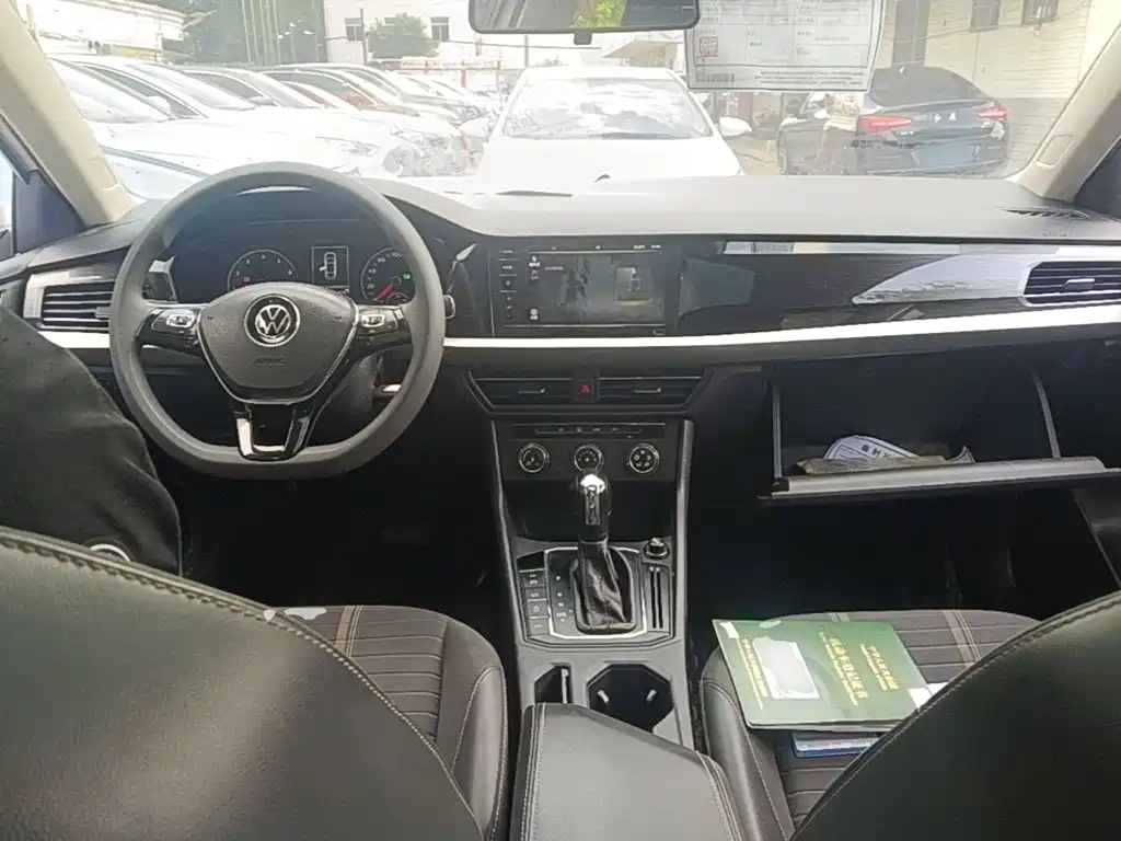 Volkswagen Lavida — миниатюра 10