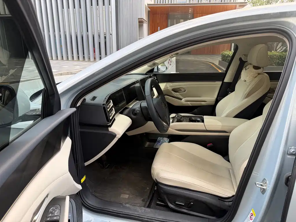 BYD Qin L — миниатюра 4