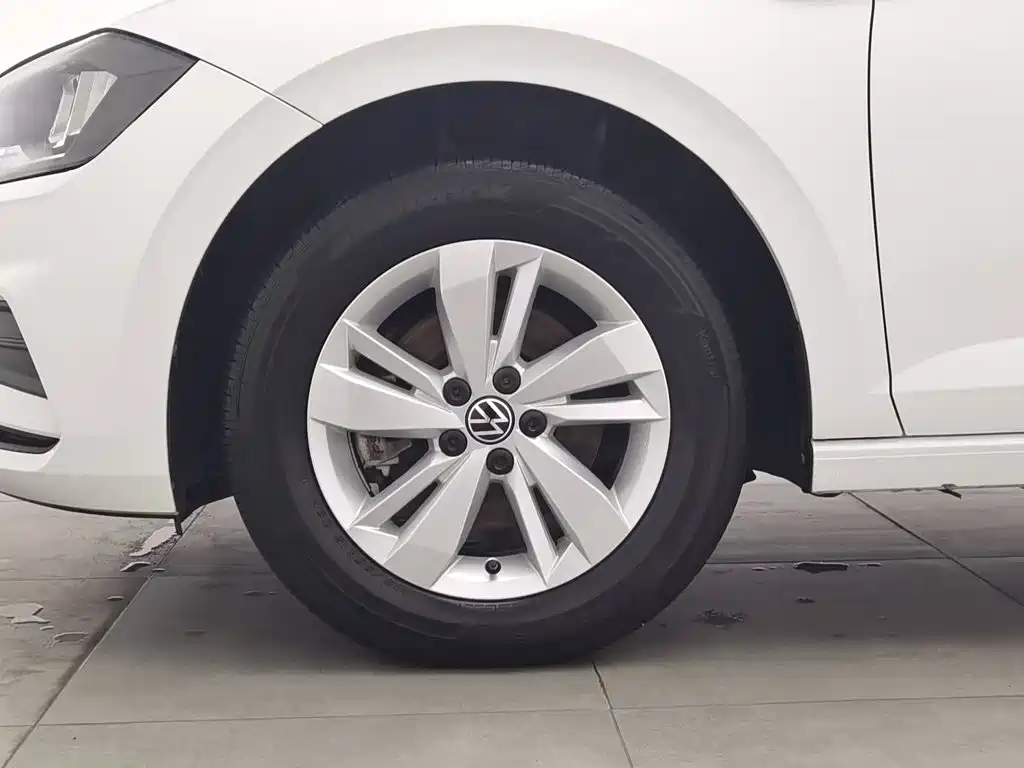 Volkswagen Polo — миниатюра 17