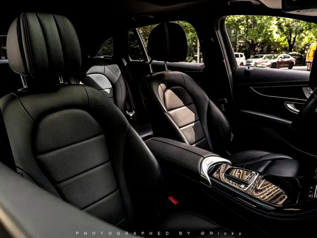 Mercedes-Benz EQC — миниатюра 8