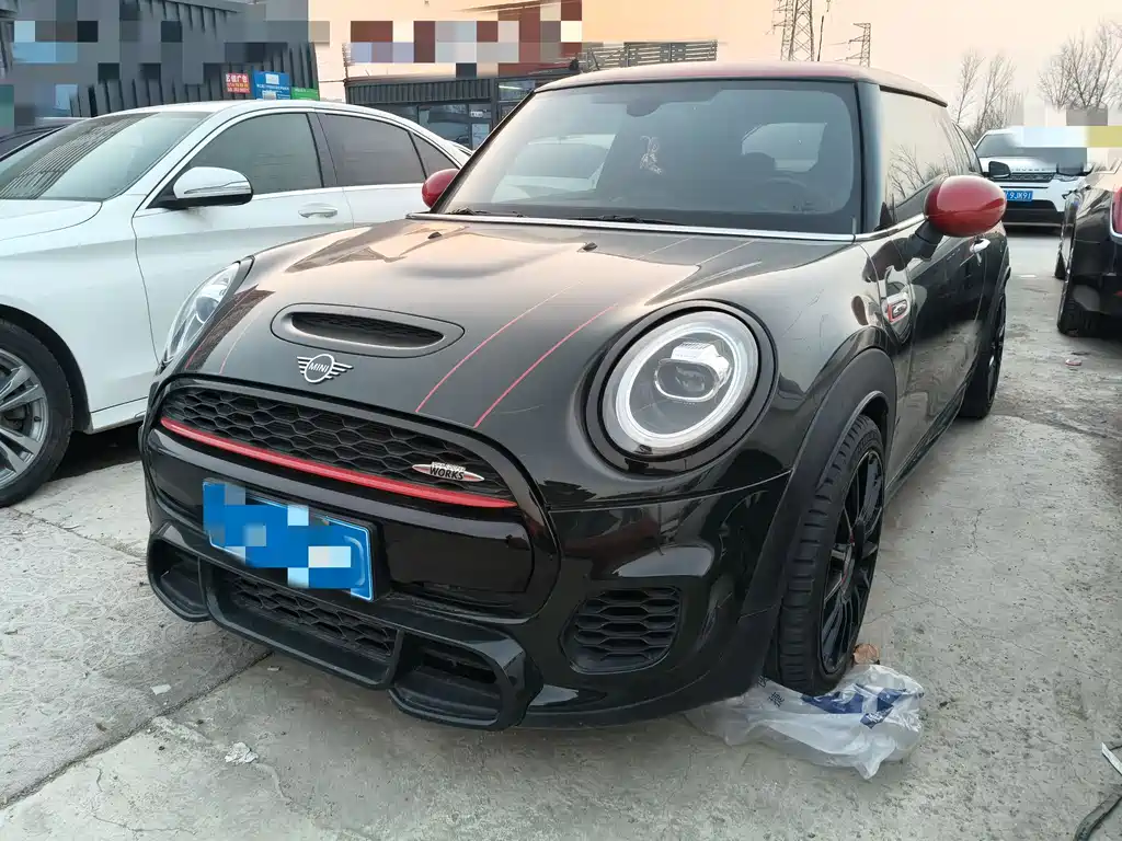 MINI JCW