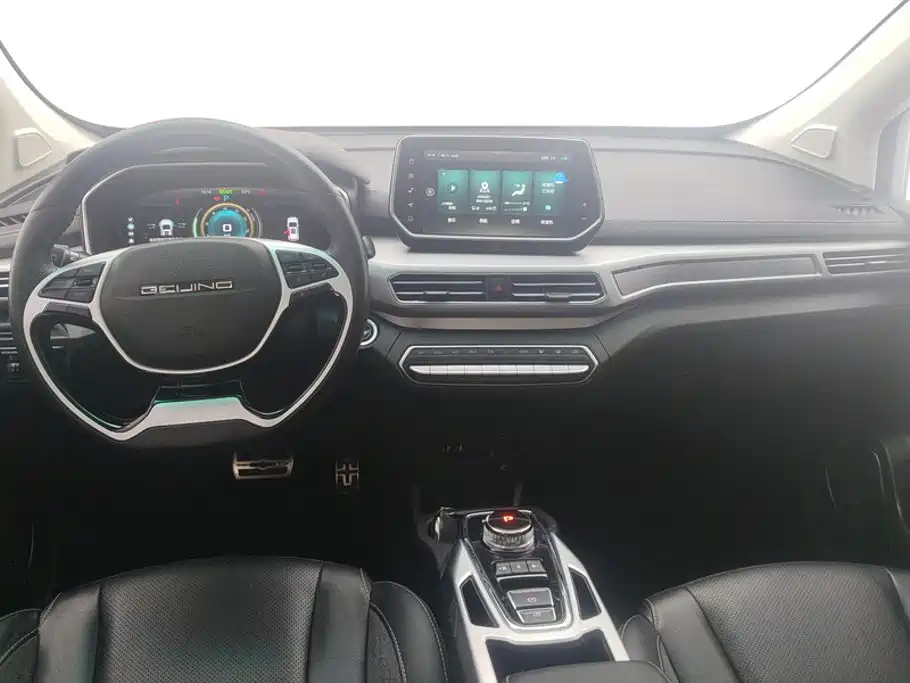 BAIC EX3 — миниатюра 12