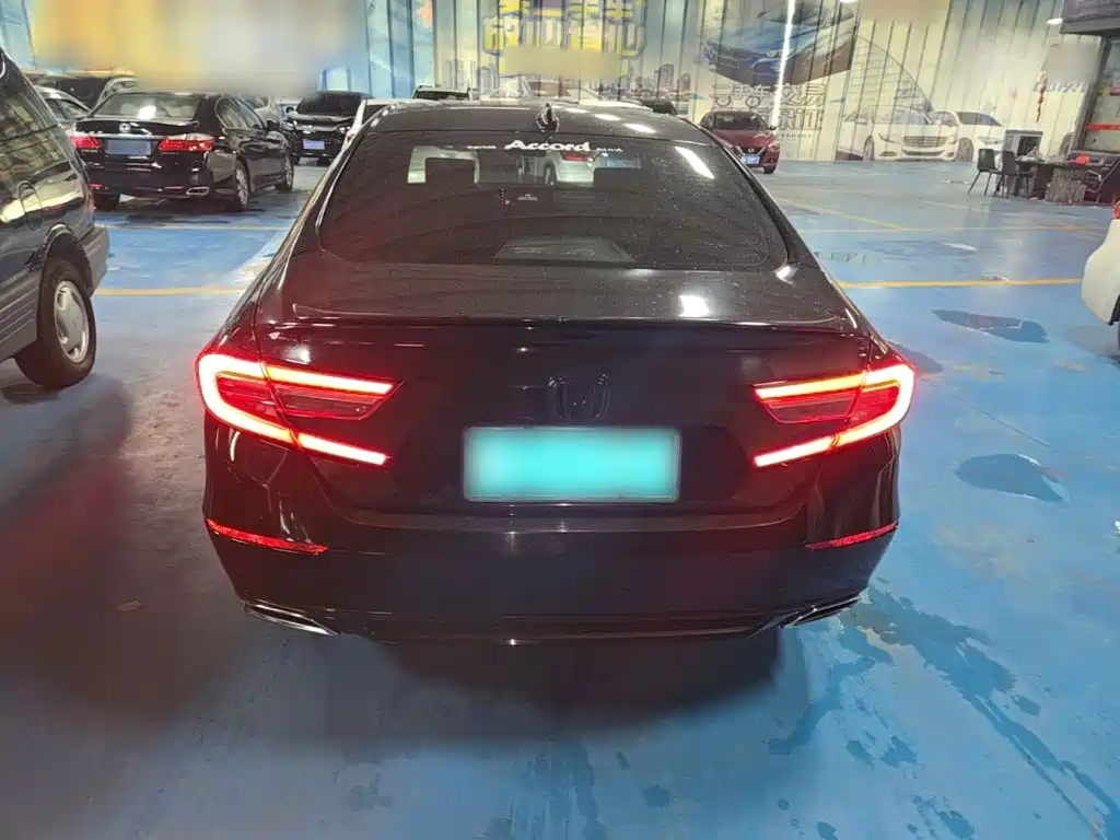 Honda Accord — миниатюра 6