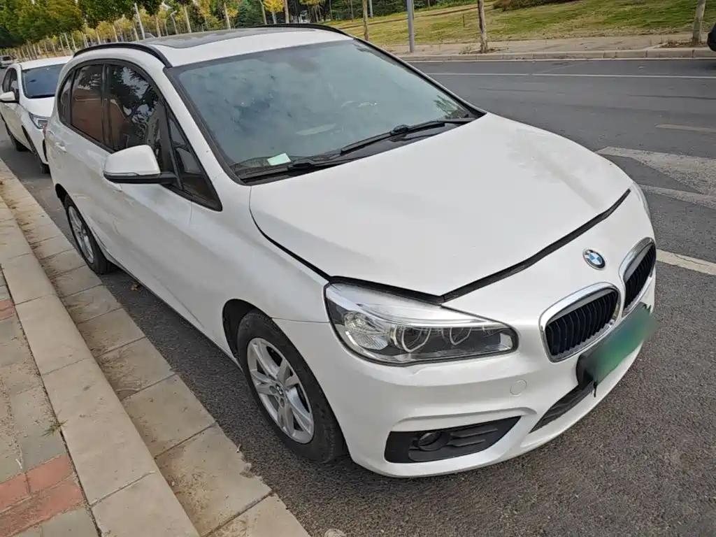 BMW 2 Series Active Tourer — миниатюра 4