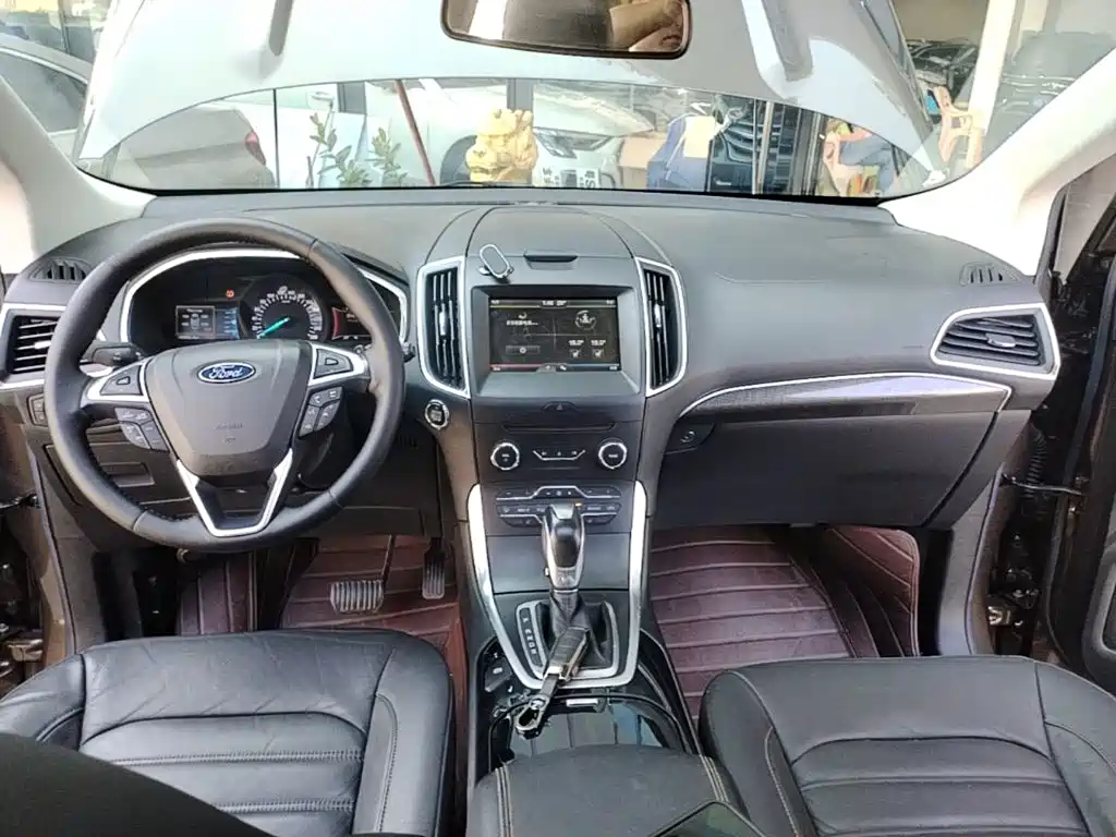 Ford Edge — миниатюра 10