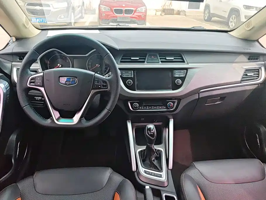 Geely Vision X3 — миниатюра 12