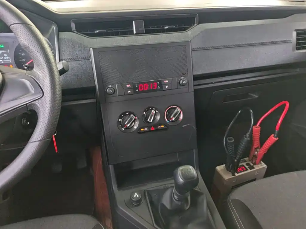 Wuling Hongguang PLUS — миниатюра 13