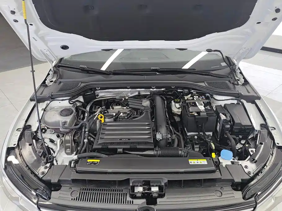 Volkswagen Golf — миниатюра 10