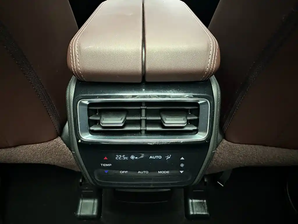 Geely Haoyue — миниатюра 16