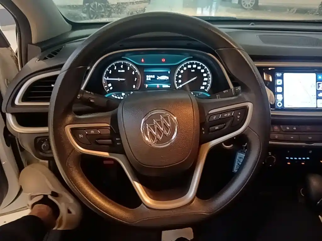 Buick Excelle — миниатюра 11