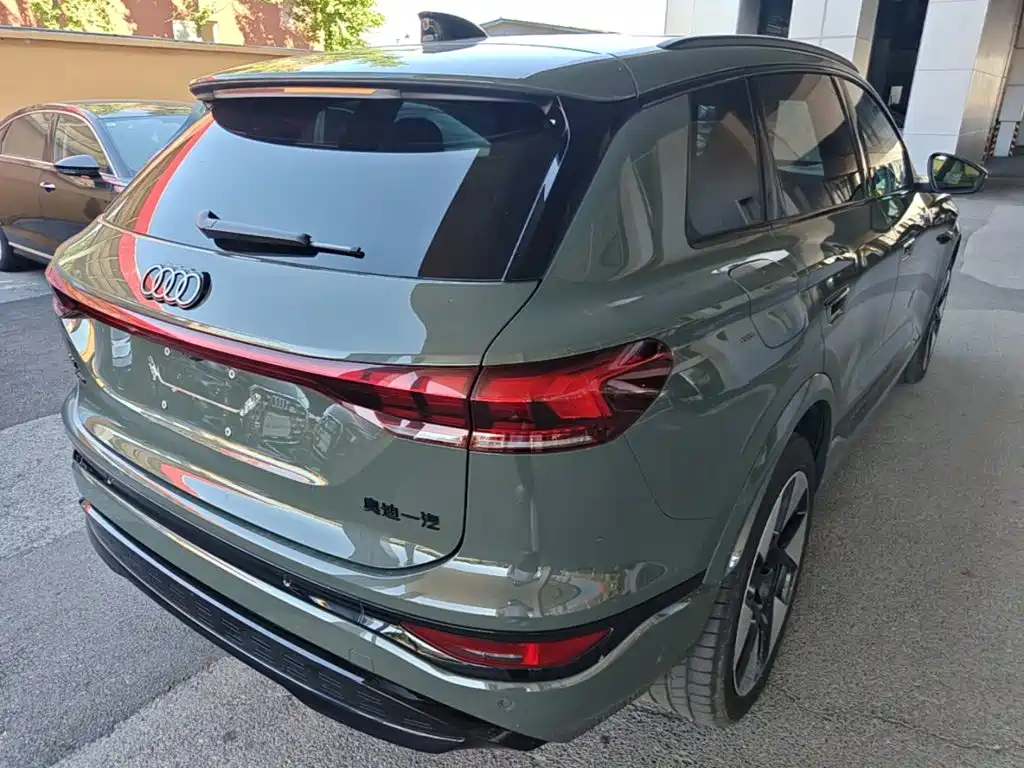 Audi AudiQ6L e-tron — миниатюра 7