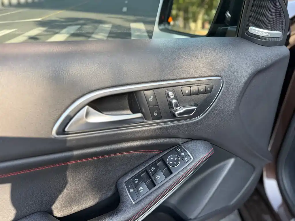 Mercedes-Benz A-Class AMG (Import) — миниатюра 9