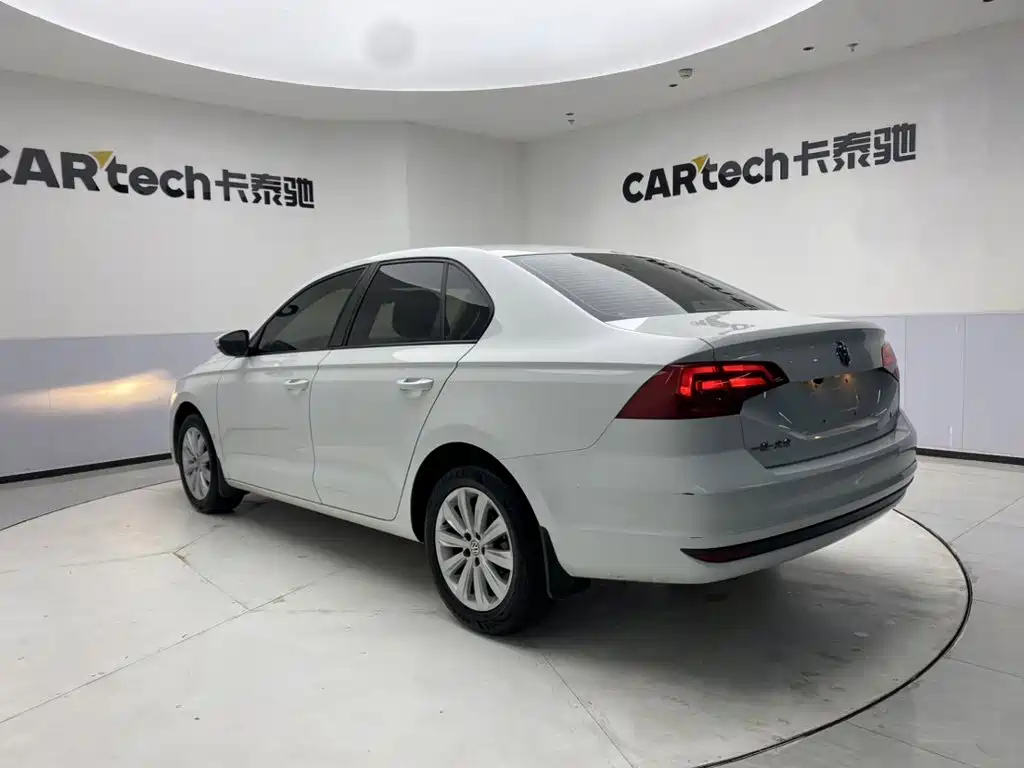 Volkswagen Bora — миниатюра 7