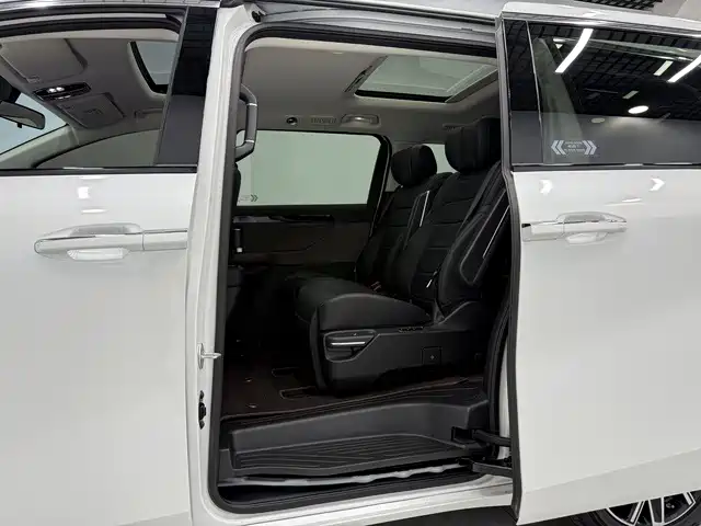 GAC Motor Trumpchi E8 — миниатюра 8
