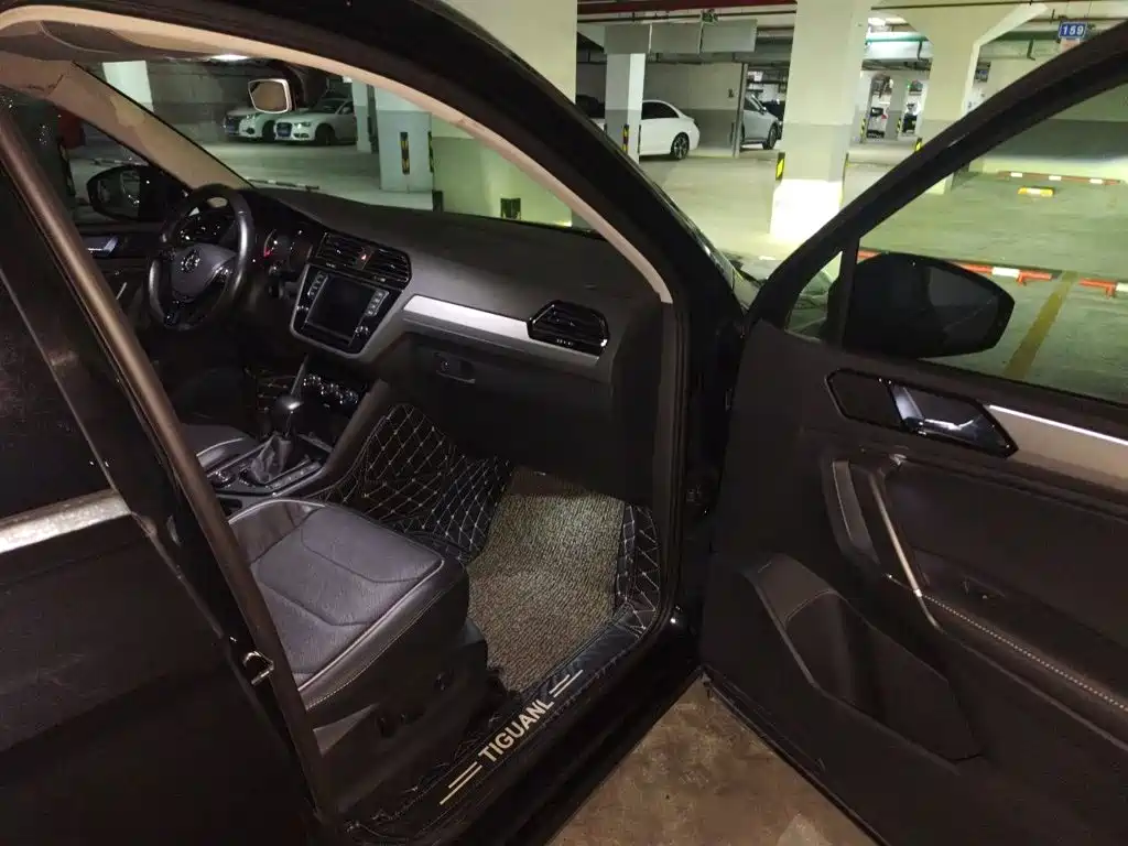 Volkswagen Tiguan L — миниатюра 18