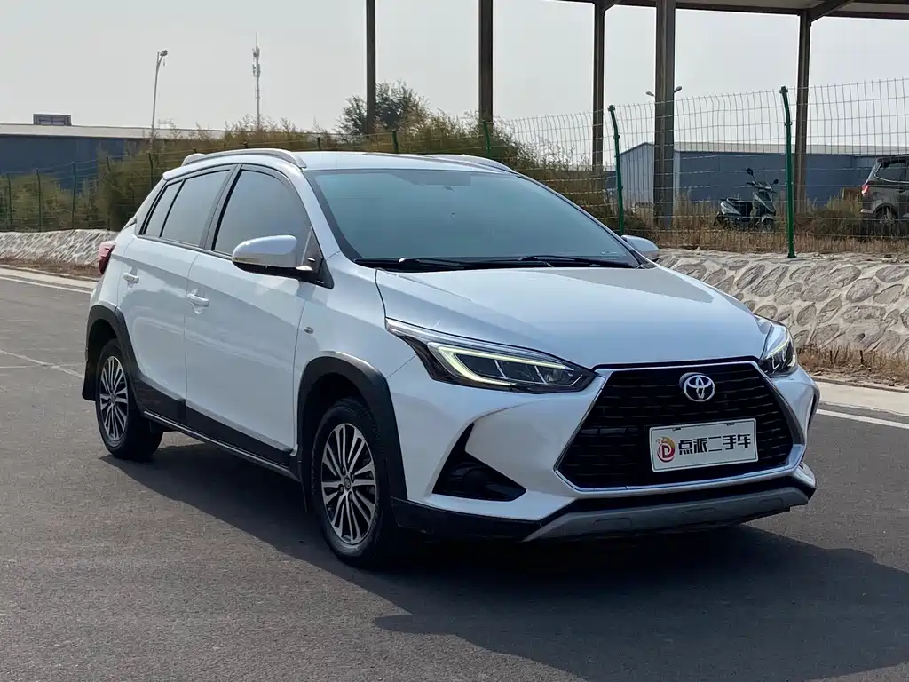 Toyota Yaris L — миниатюра 3