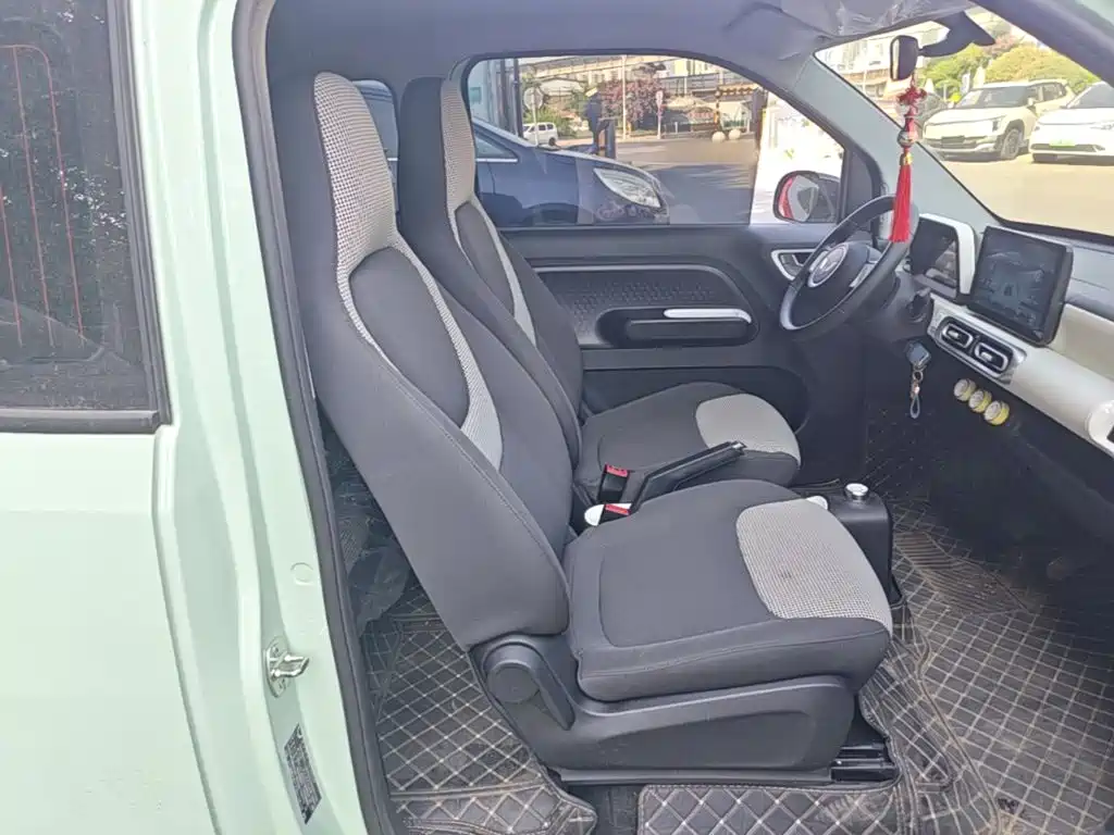 Wuling MINIEV — миниатюра 25