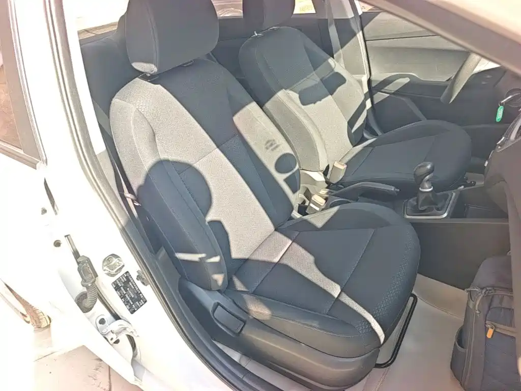 Hyundai Verna — миниатюра 25