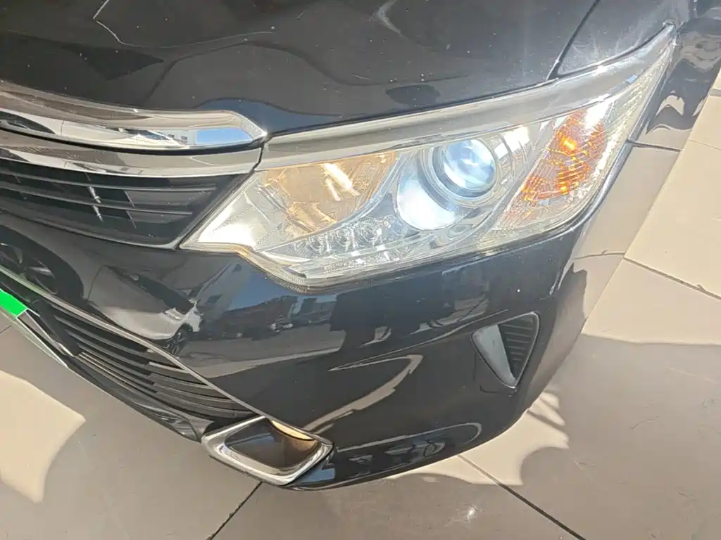 Toyota Camry — миниатюра 24