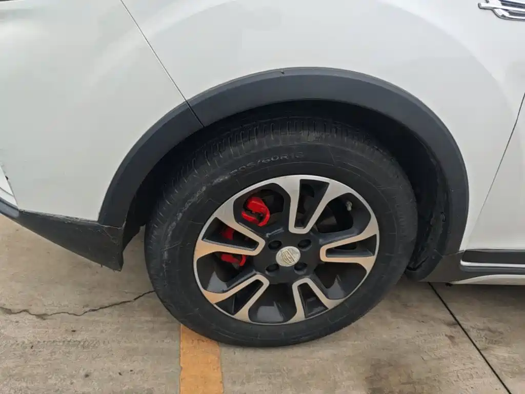 Geely Vision X3 — миниатюра 23