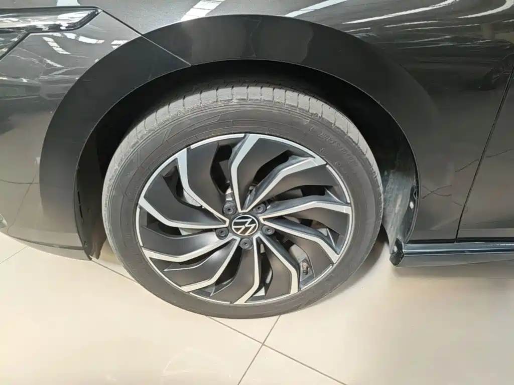Volkswagen Golf — миниатюра 23