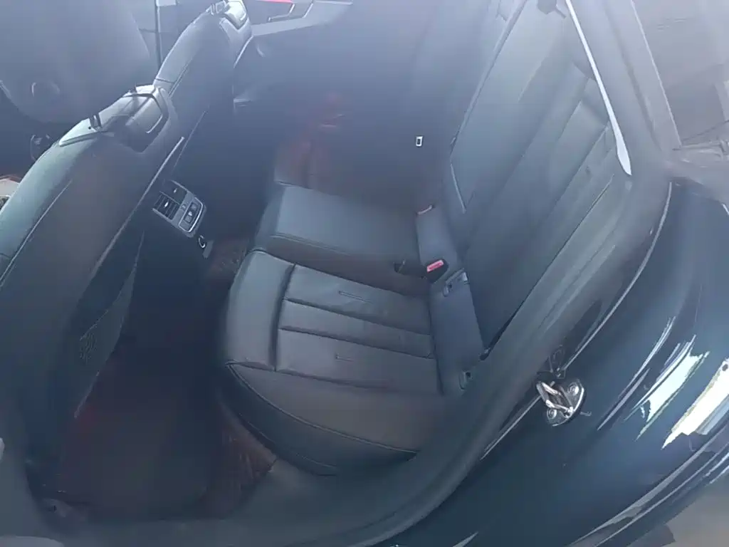 Audi A5 (Import) — миниатюра 17