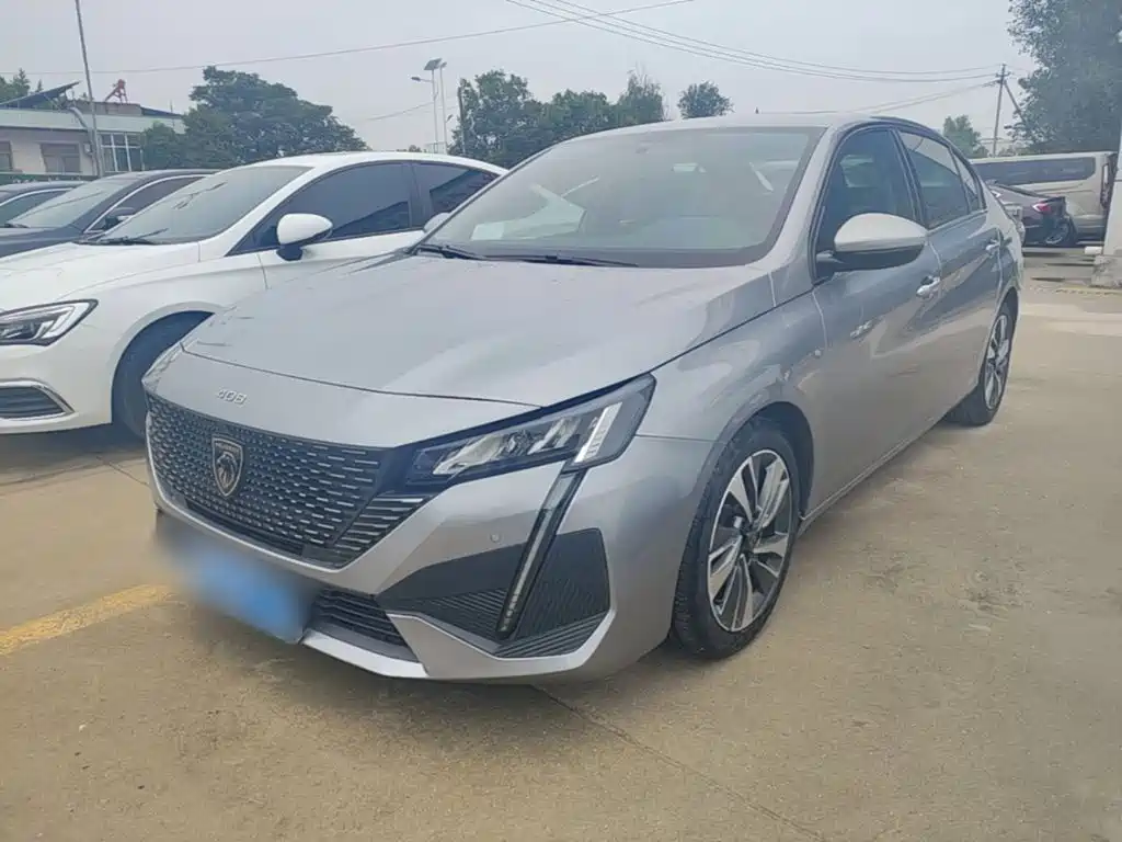 Peugeot 408