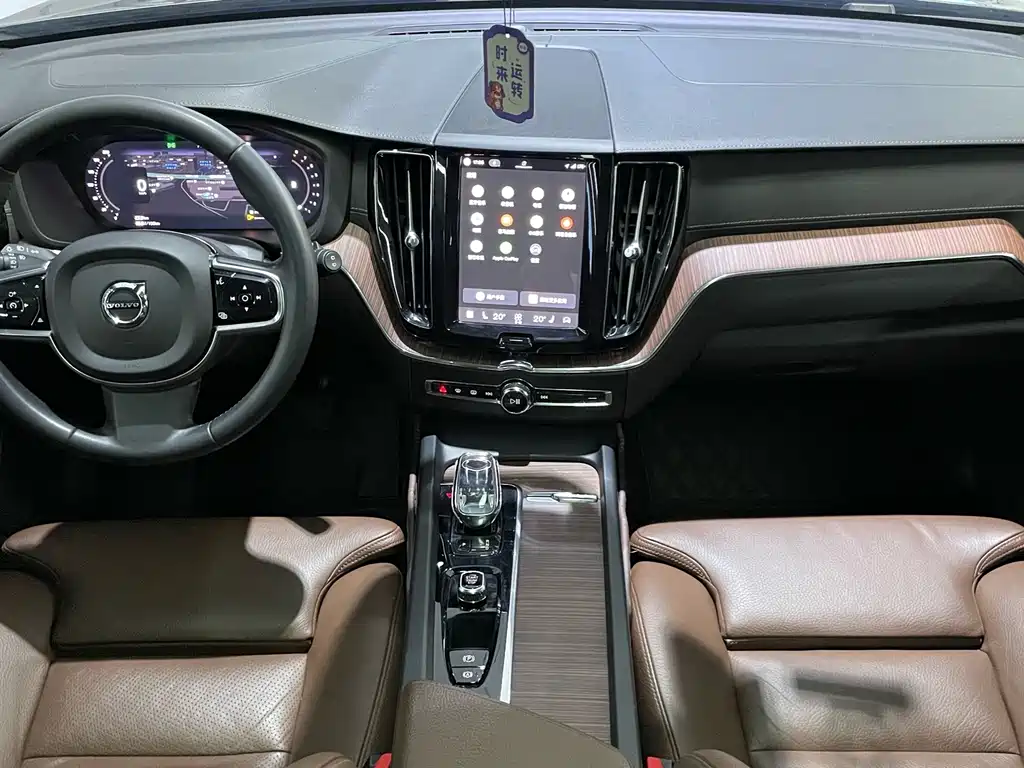 Volvo XC60 — миниатюра 7