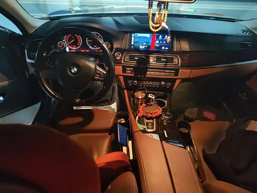 BMW 5 Series — миниатюра 5