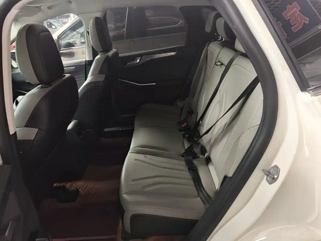Ford Escape — миниатюра 17