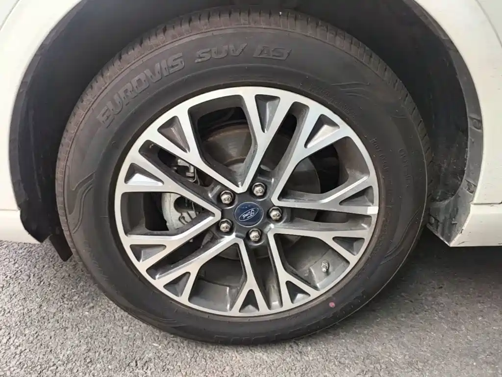 Ford Escape — миниатюра 23