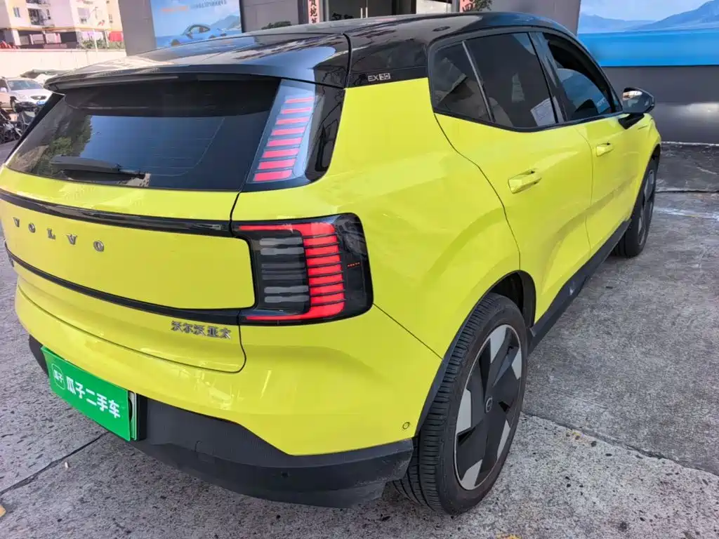 Volvo EX30 — миниатюра 8