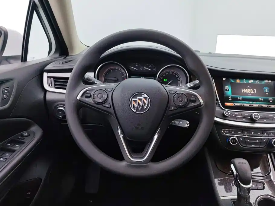Buick Verano — миниатюра 15