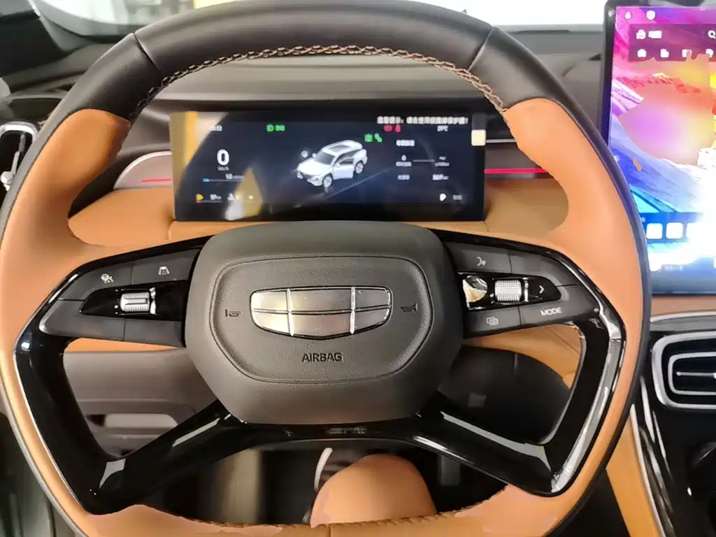 Geely Boyue L — миниатюра 11