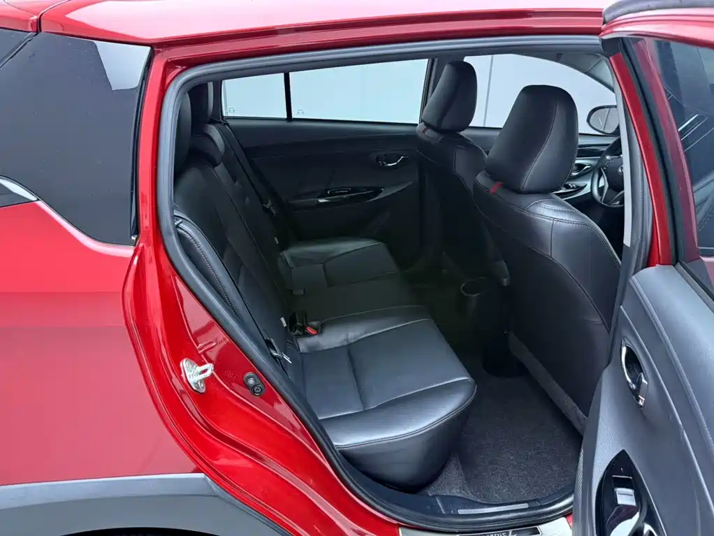 Toyota Yaris L — миниатюра 20