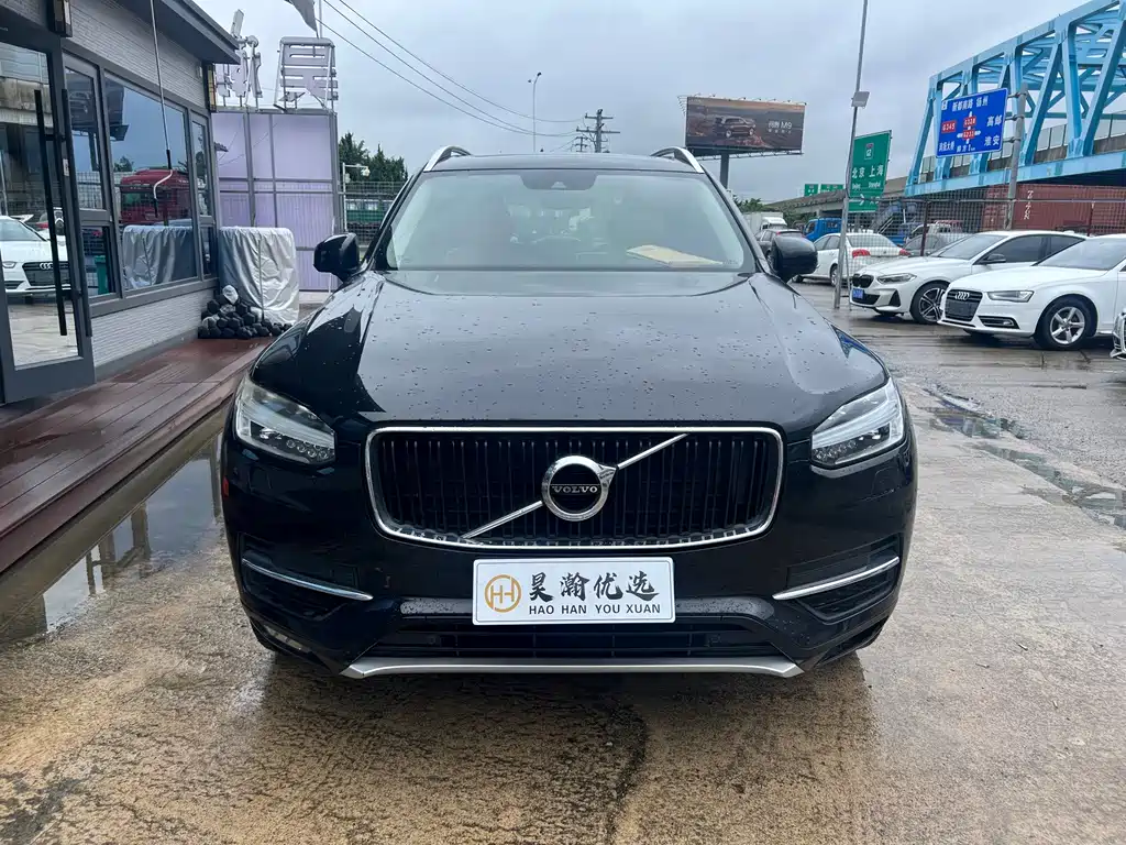 Volvo XC90 — миниатюра 2