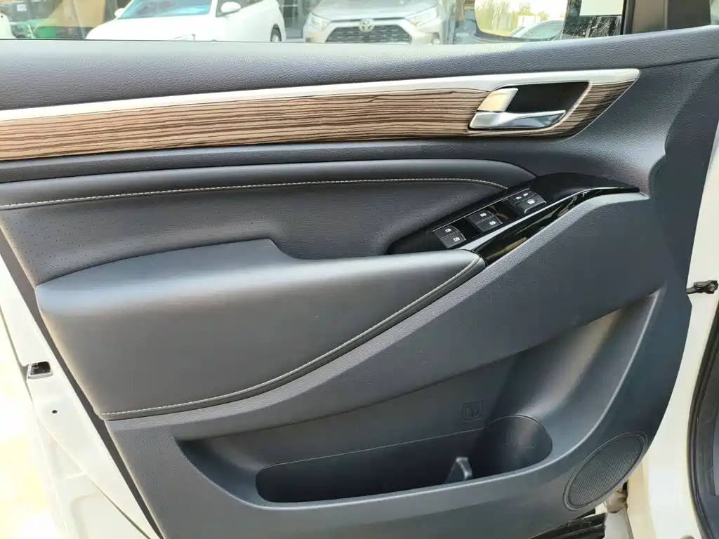 GAC Motor Trumpchi M8 — миниатюра 7